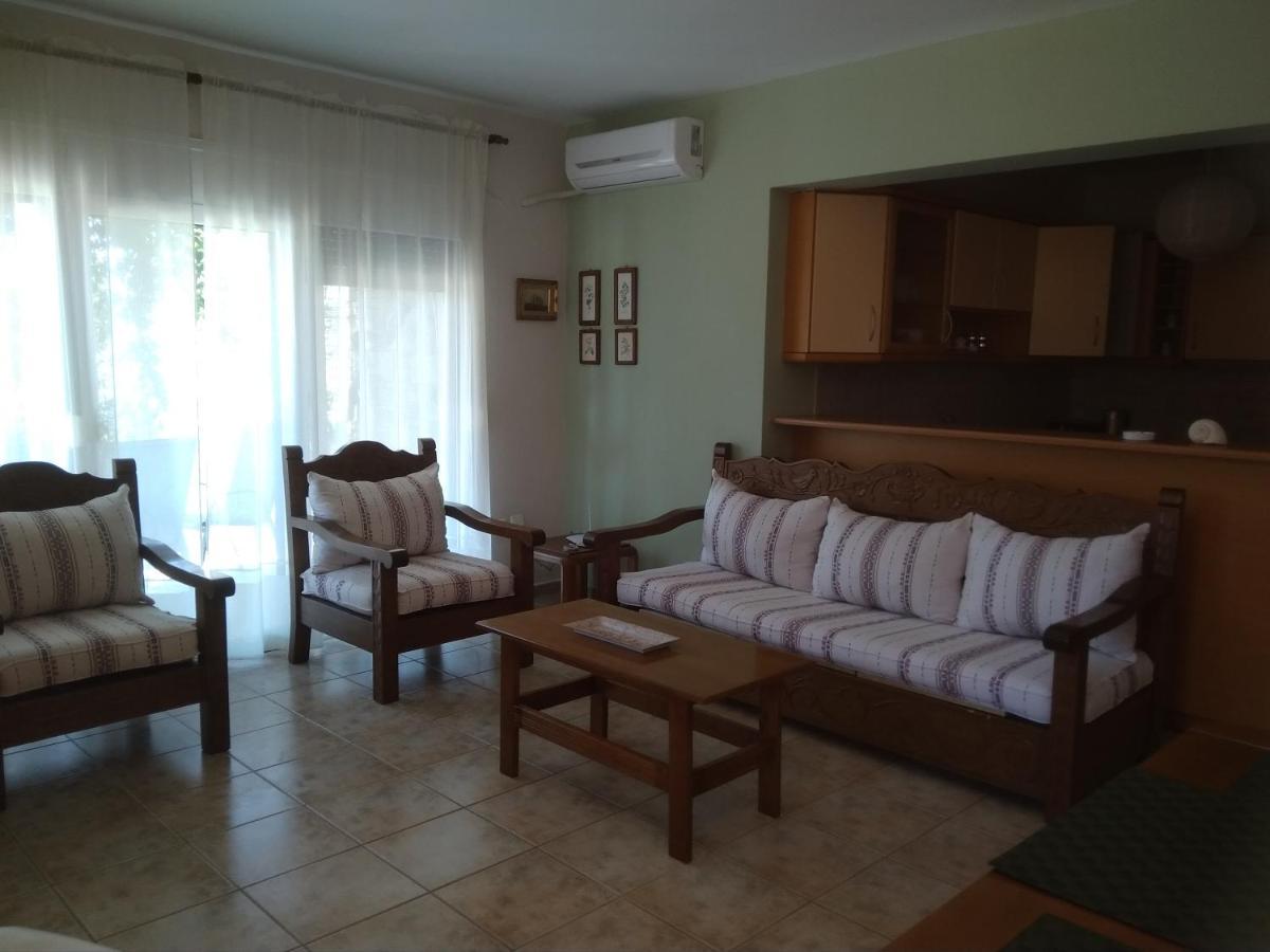 Αμυγδαλιές 33 Μύρινα Villa Exterior photo